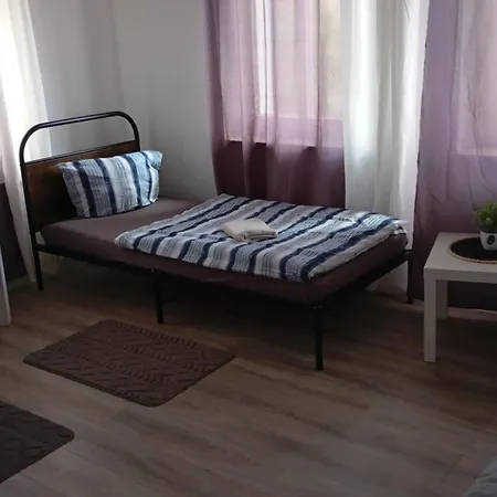 Stellas Monteurwohnungen Apartmán