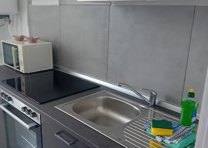 Stellas Monteurwohnungen Crimmitschau